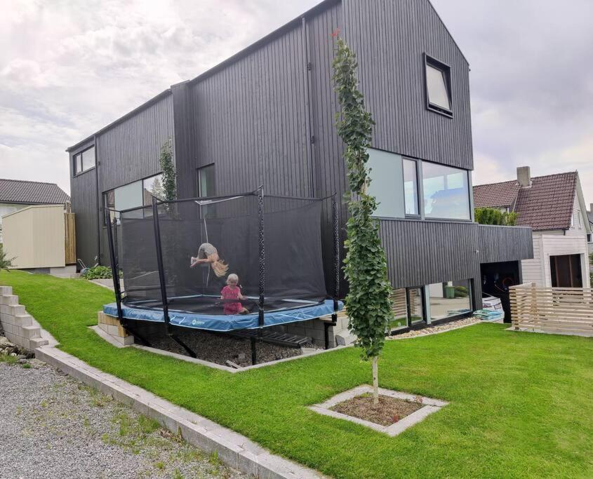 Modern And Comfortable Apartment In Attractive Neighborhood Stavanger Exterior foto